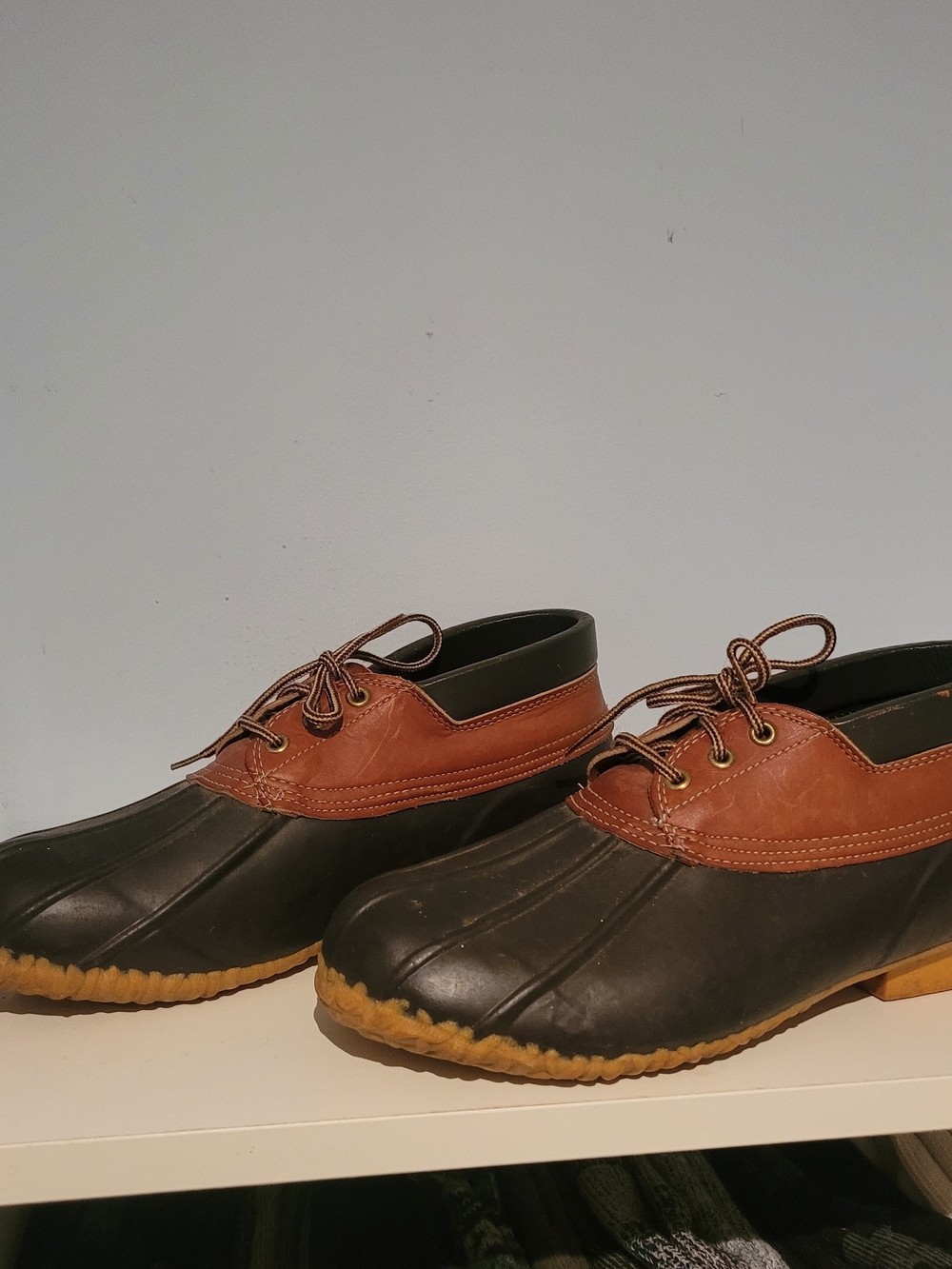 Eddie Bauer Low Rubber Duck Boots Men's Size 10 Brown/Black Waterproof Leather